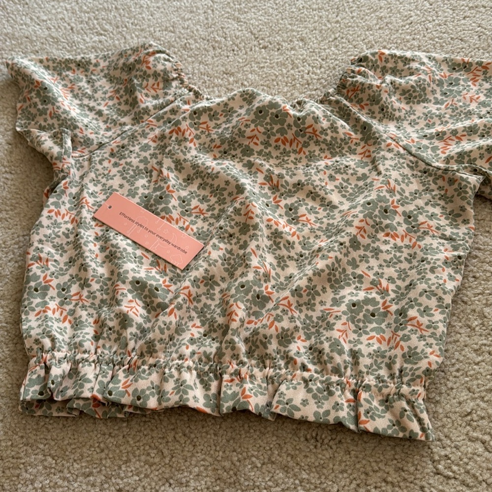 Brand new soft material top for 14 years old - Picture 5 of 5